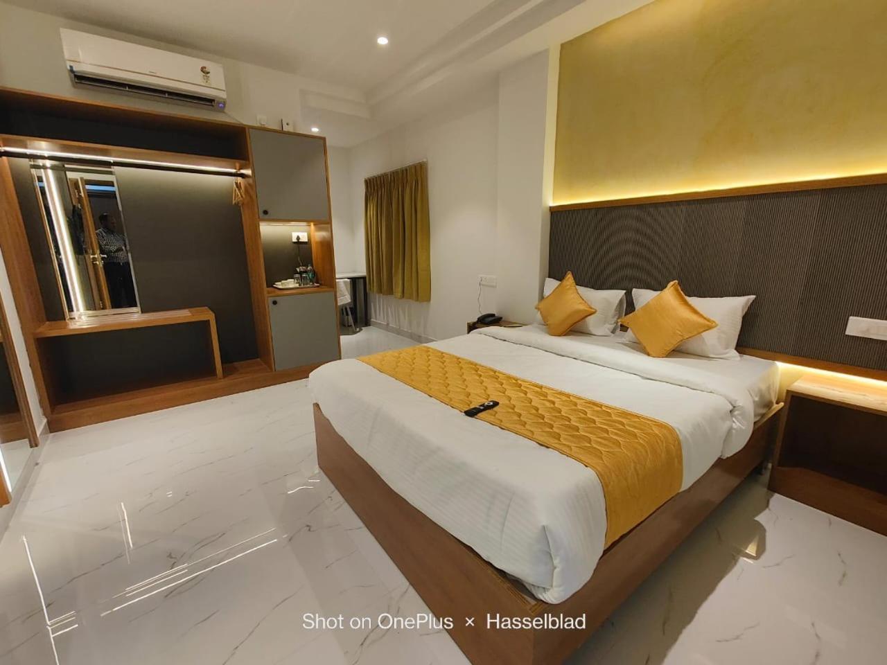 Hotel La Premier Hyderabad Exteriör bild