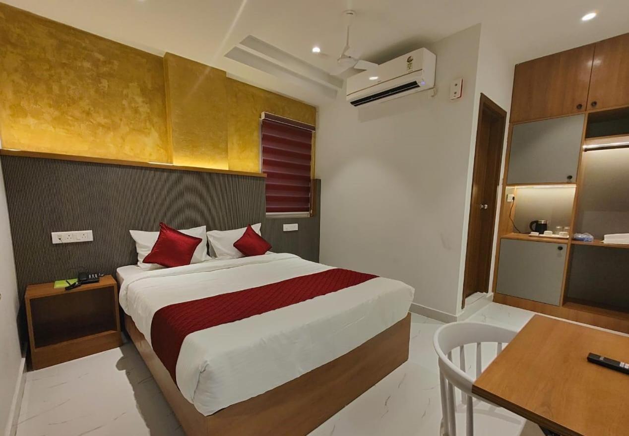 Hotel La Premier Hyderabad Exteriör bild